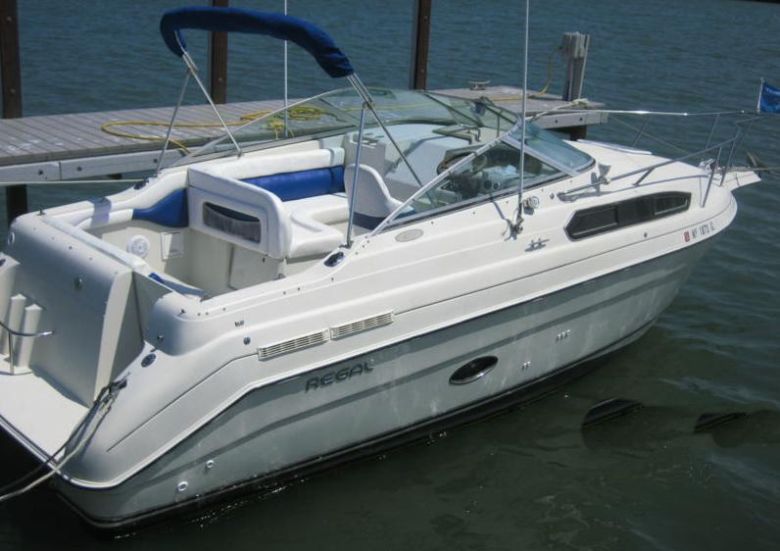 yacht